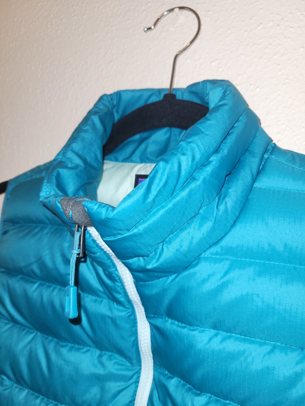 Patagonia Women's Down Sweater Vest Aqua Blue 800 Fill Puffer Full Zip Medium - Picture 4 of 8